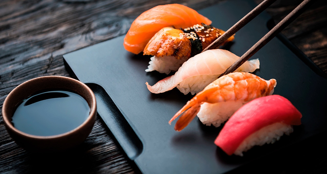 Всеми любимые суши: плюсы и минусы